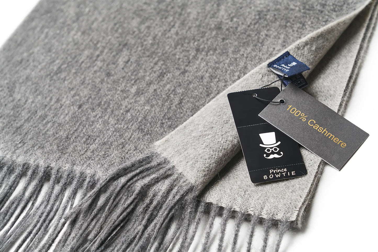 (Grau) Kaschmirschal 100% Cashmere – Detailansicht Prince Bowtie Label