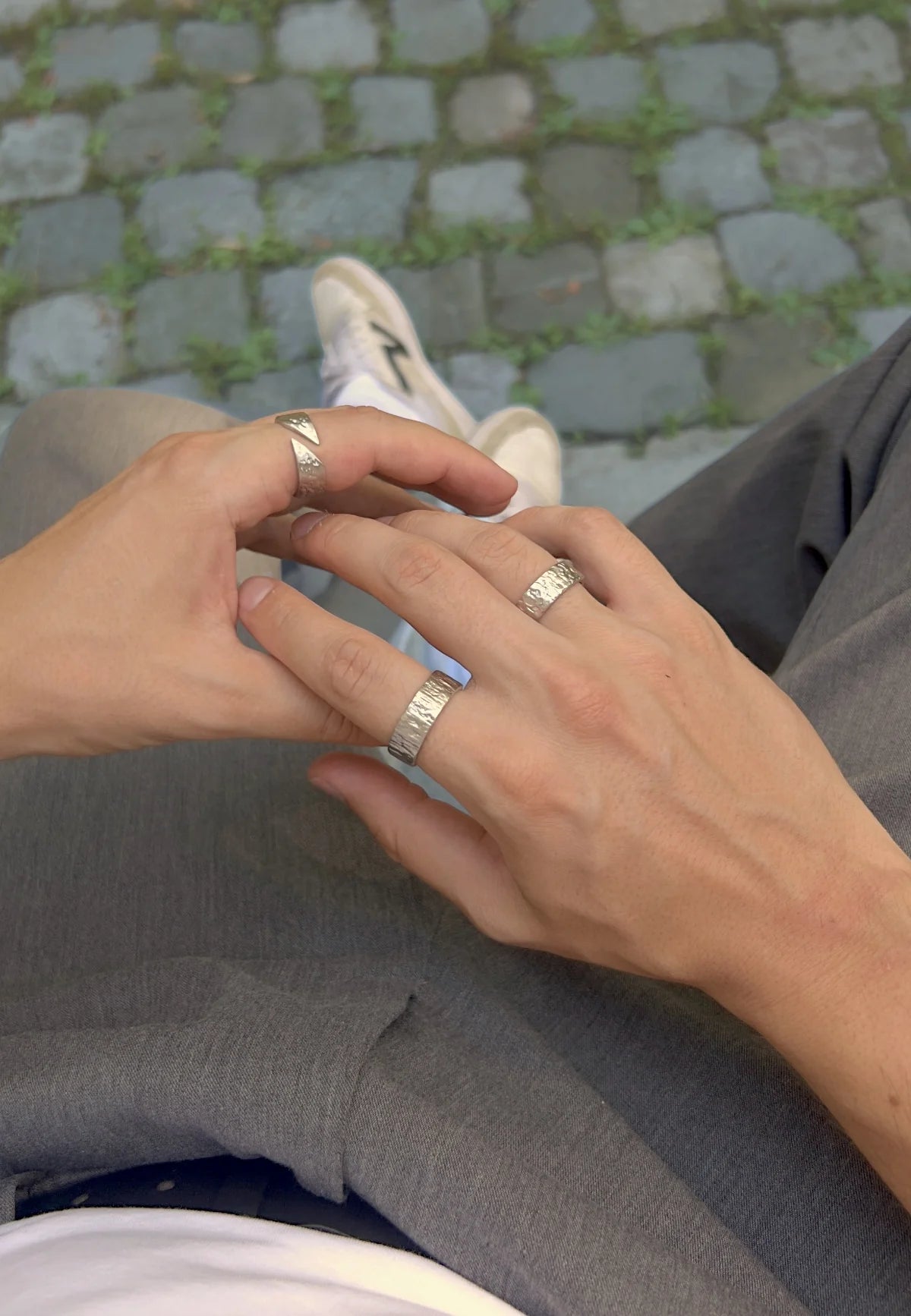 Ring aus Edelstahl – Rialto am Finger getragen – Silber