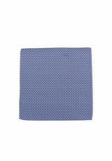 (Blau) Seiden-Einstecktuch im Würfelmuster, flach ausgelegt