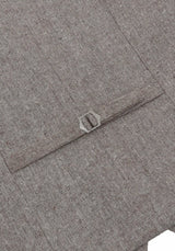 (Beige) Weste Tweed – Rückansicht mit verstellbarem Riegel