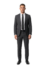 (Schwarz) seidenkrawatte herren uni schmal getragen ganzkörper look